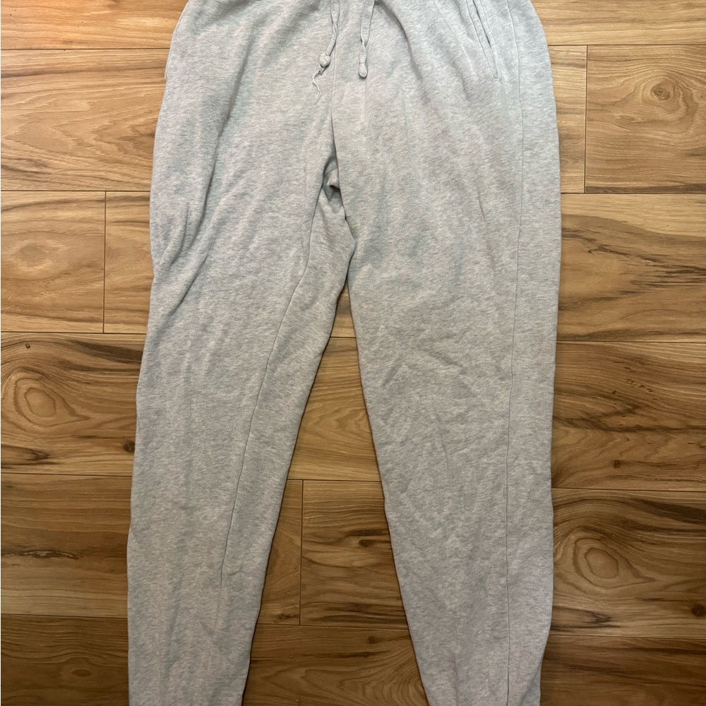Brandy Melville Light Gray sweatpants